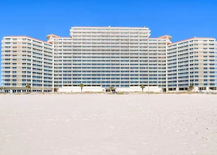Beautiful Gulf Front - Lighthouse #603 Holiday home